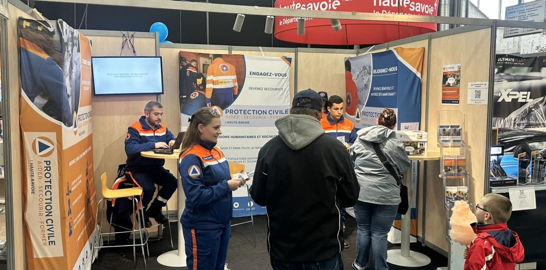 alt = protection civile lors de la foire internationale